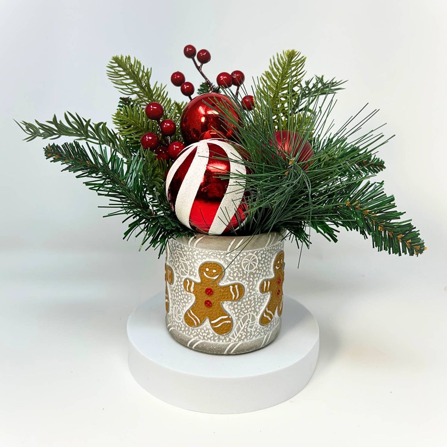 PEPPERMINT PASSION WINTER ARRANGEMENT 10" H X 4" P