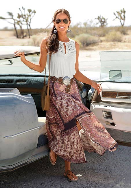 Women's Embellished Round Buckle Belt - LASCANA