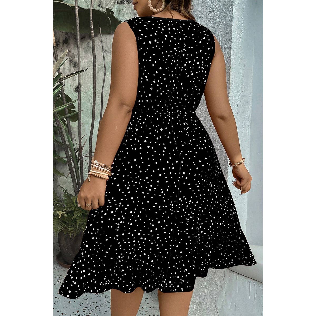 Plus Polka Dot Waist Shirred Sleeveless Fit Dress