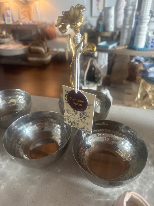 Serving Brass Accent