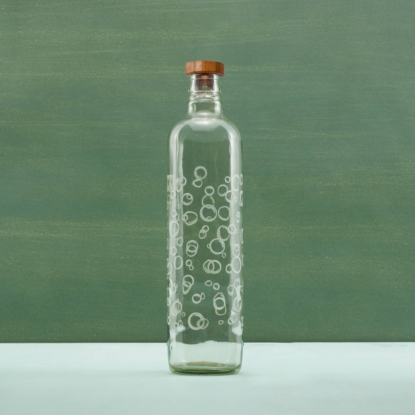 Bubbles Glass Water Bottle with Wooden Stopper-750 ml