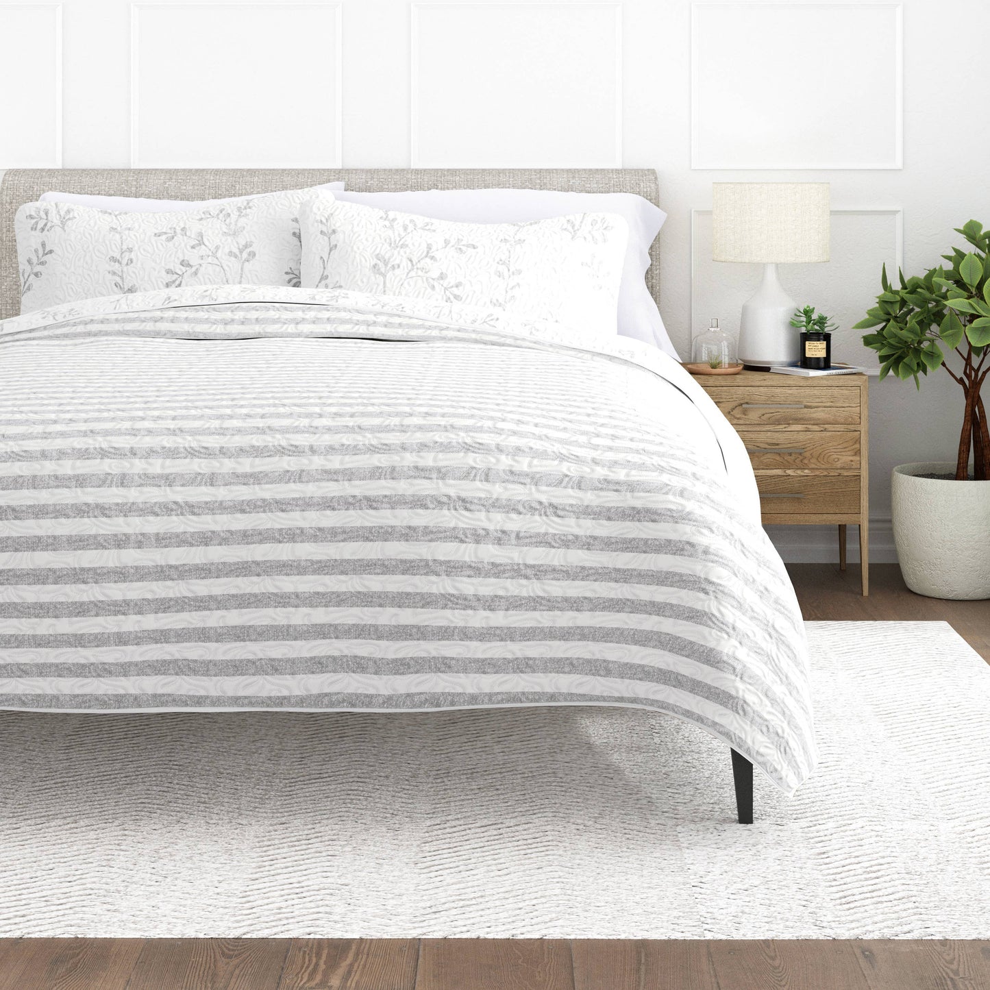 Sprouting Vines/Stripe Reversible Quilted Coverlet Set