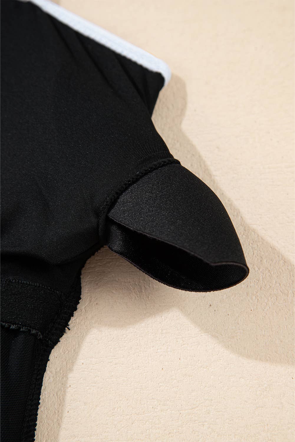Colorblock Edge Belted One Piece Swimsuit (S-XL)