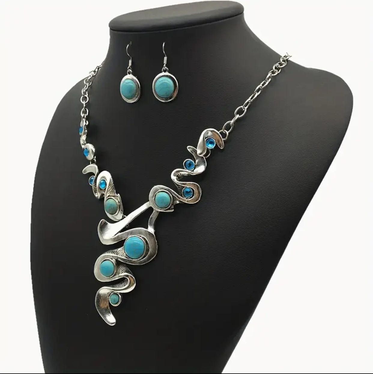 Turquoise Necklace & Earring Set