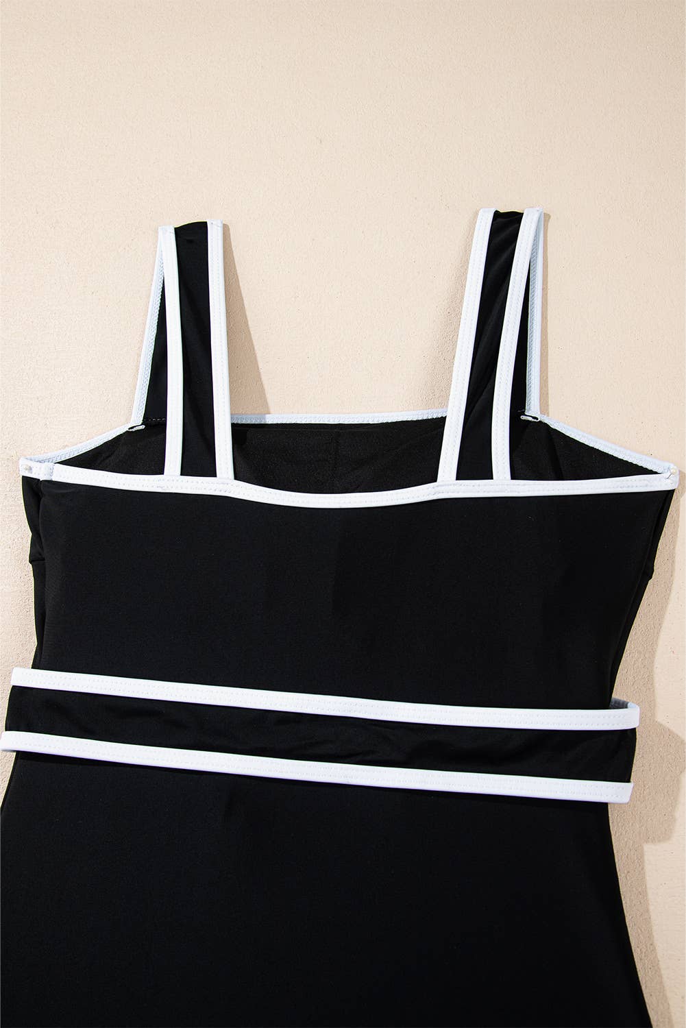 Colorblock Edge Belted One Piece Swimsuit (S-XL)