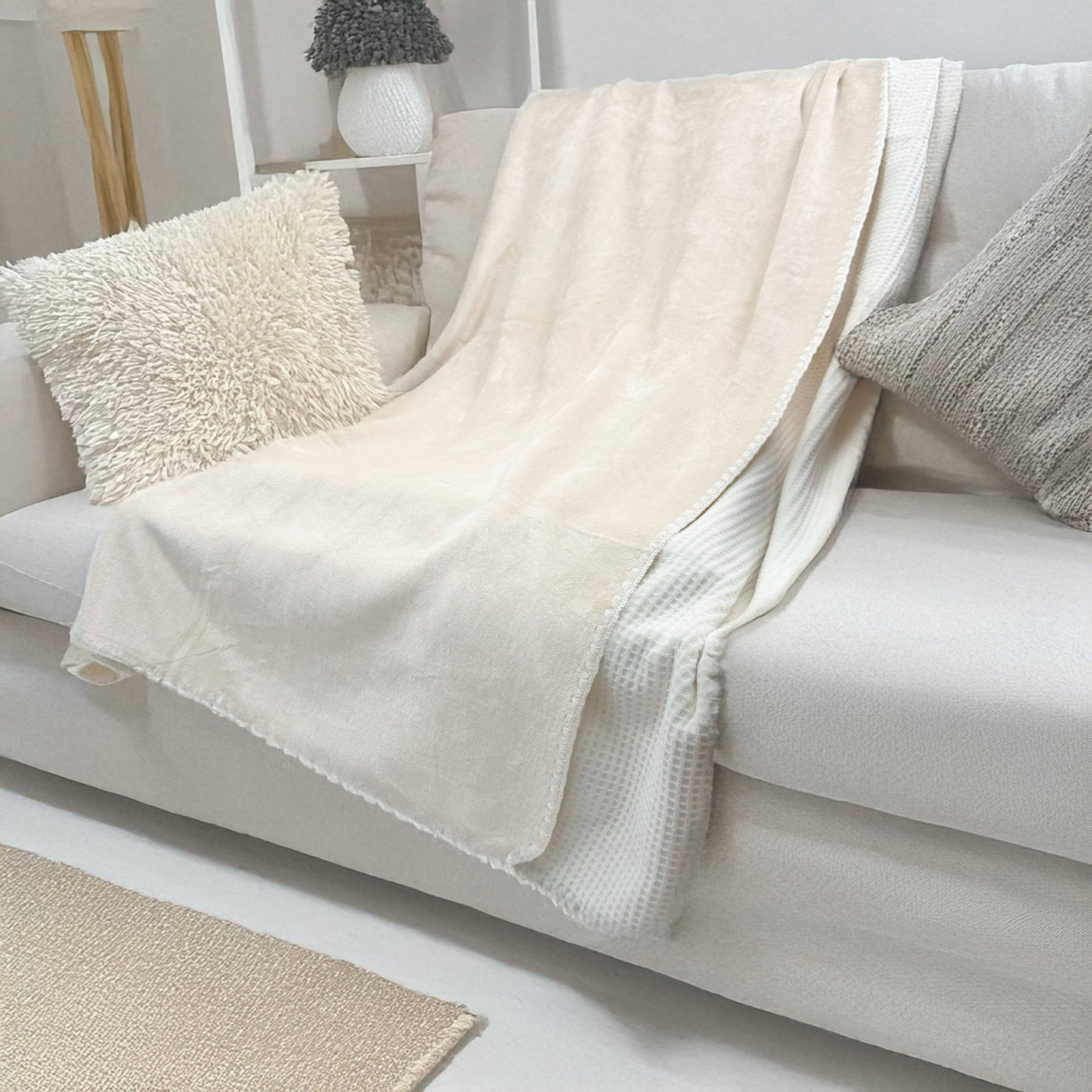 Ultra-Soft Milk Flannel Velvet Waffle Weave Throw Blanket, Queen Size (60" x 80" / 152 x 203 cm)o