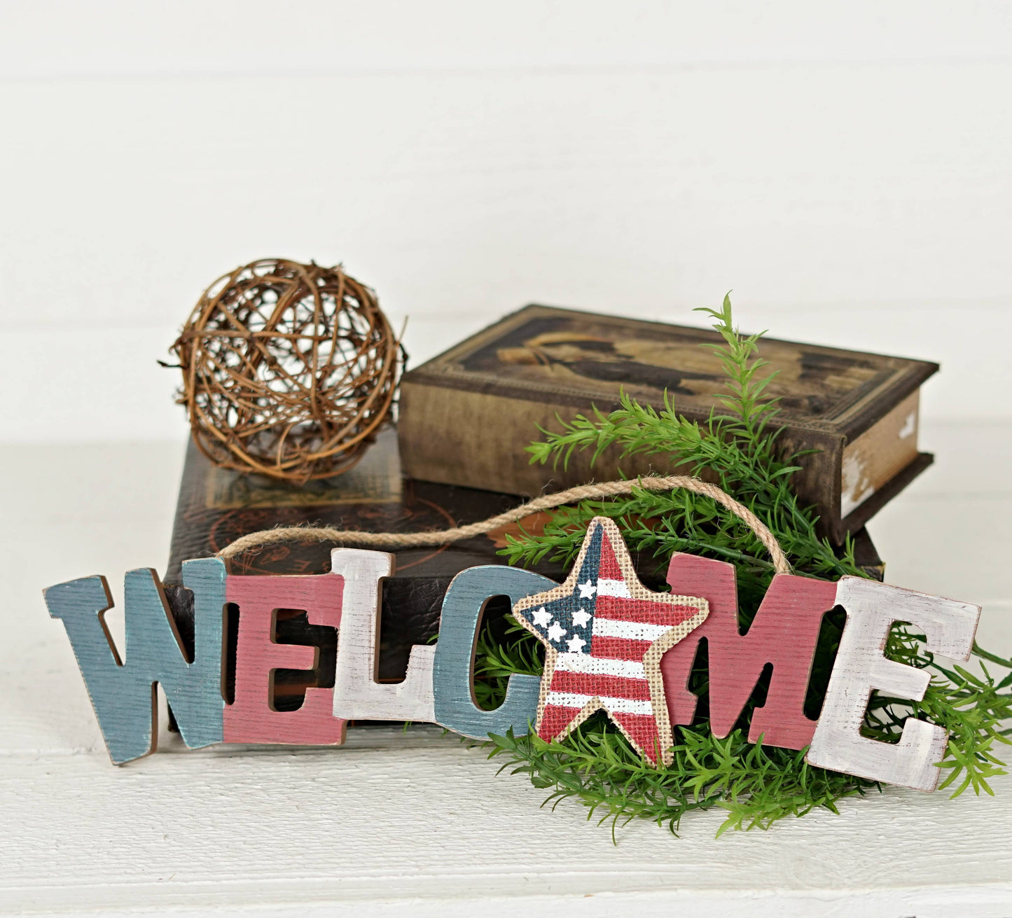 M8873- 15inL x 4"W Wooden MDF Americana Welcome sign
