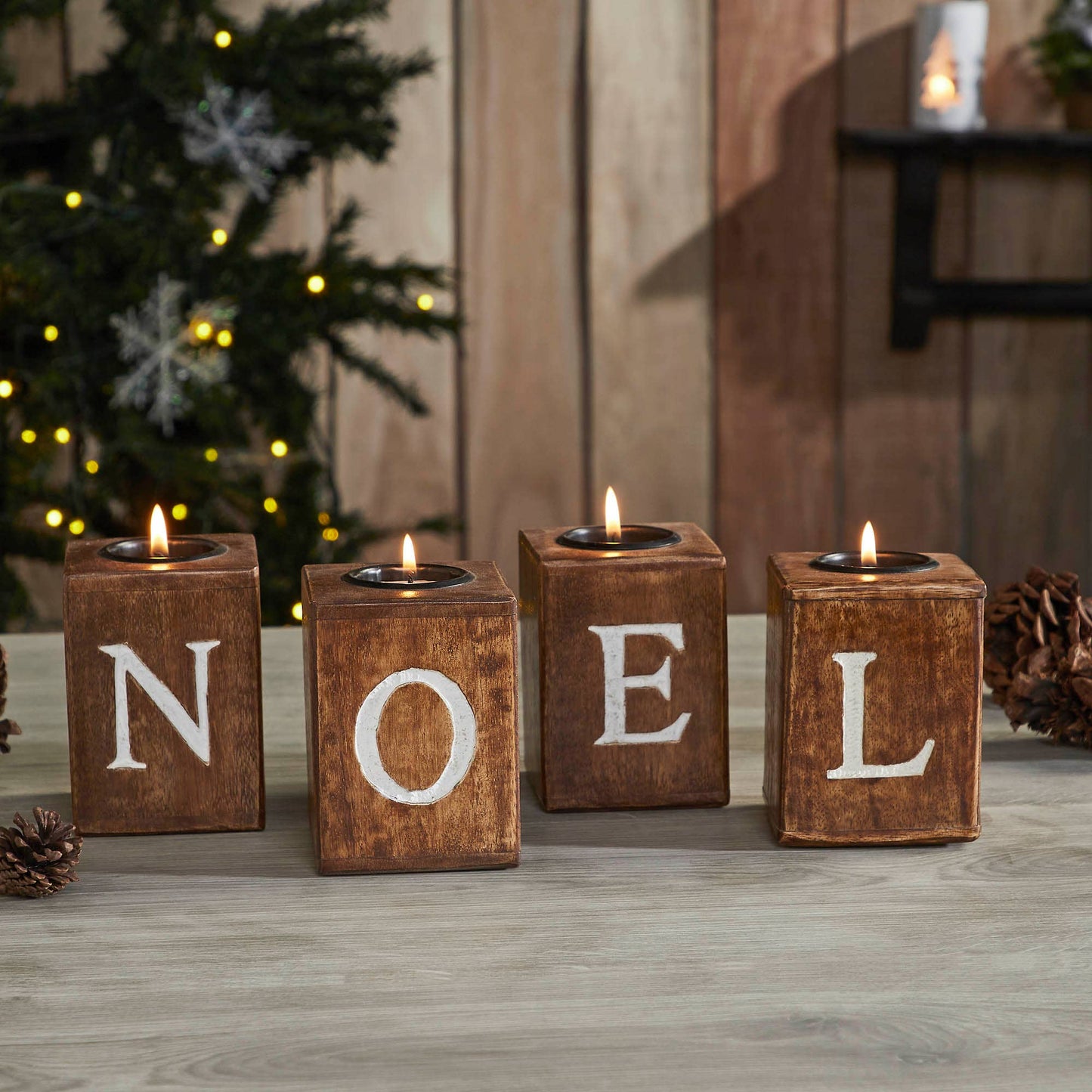 NOEL Cubes (4)