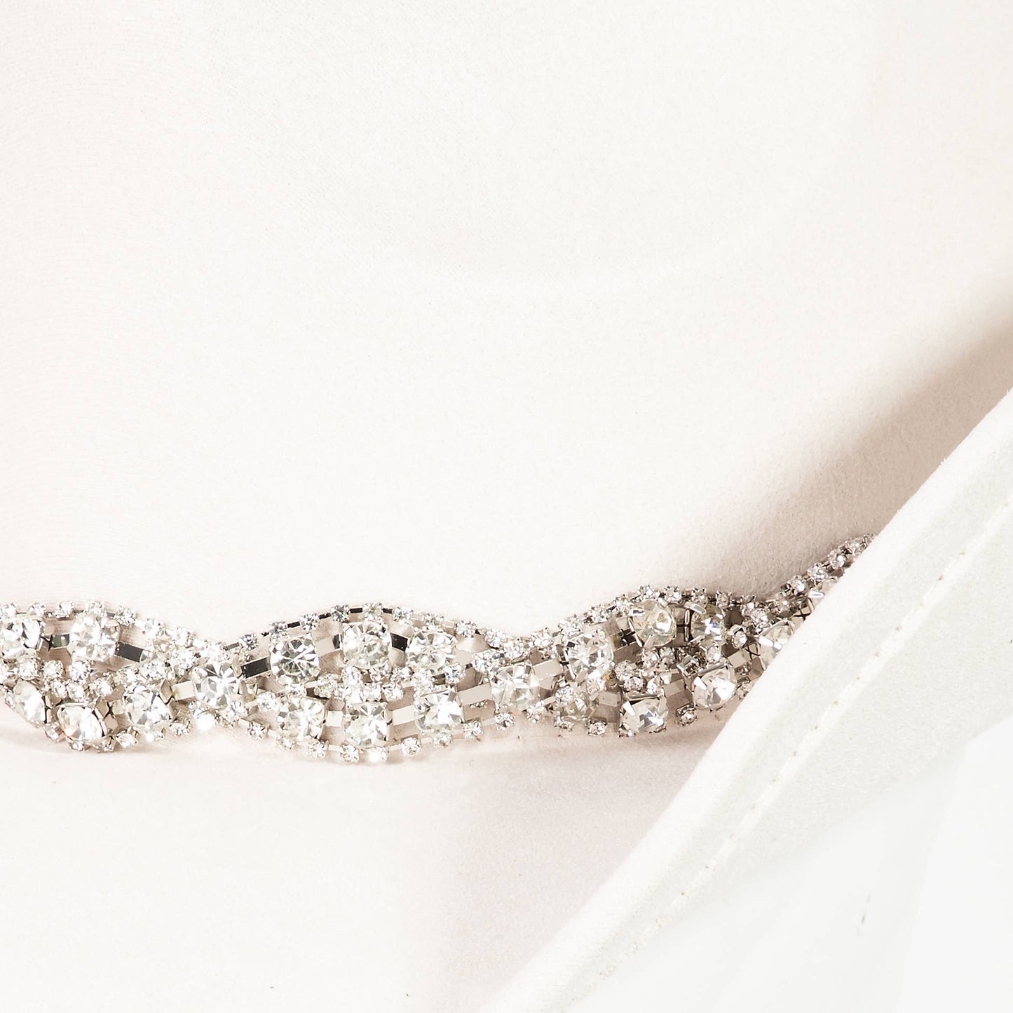 Rhinestone Chain Strap Cowboy Hat