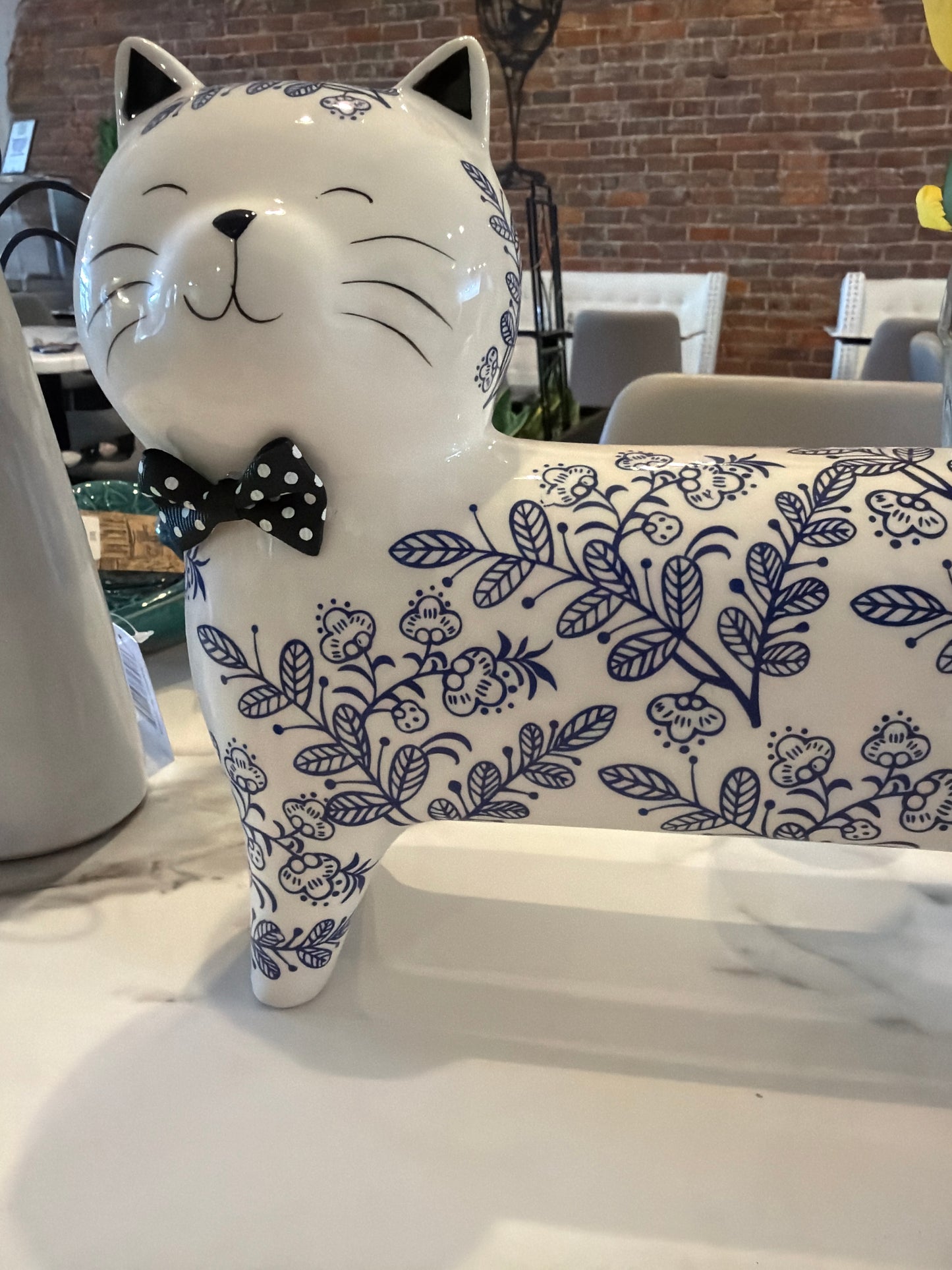 Ceramic Chinoiserie Sleeping Cat Figurine - White, 4 in.