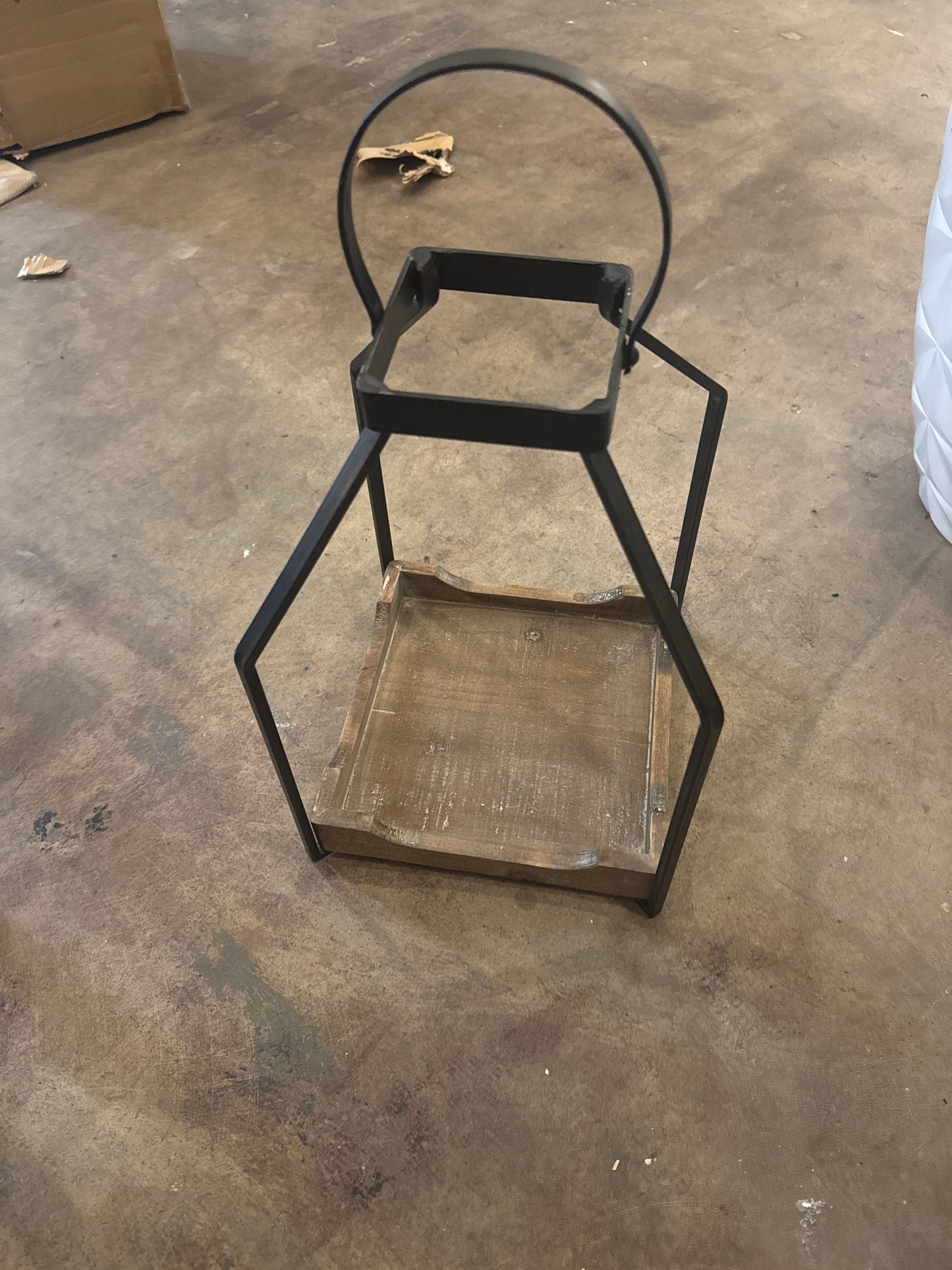 Smaller Everett Lanterns
