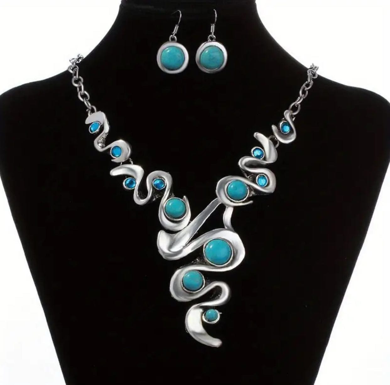 Turquoise Necklace & Earring Set