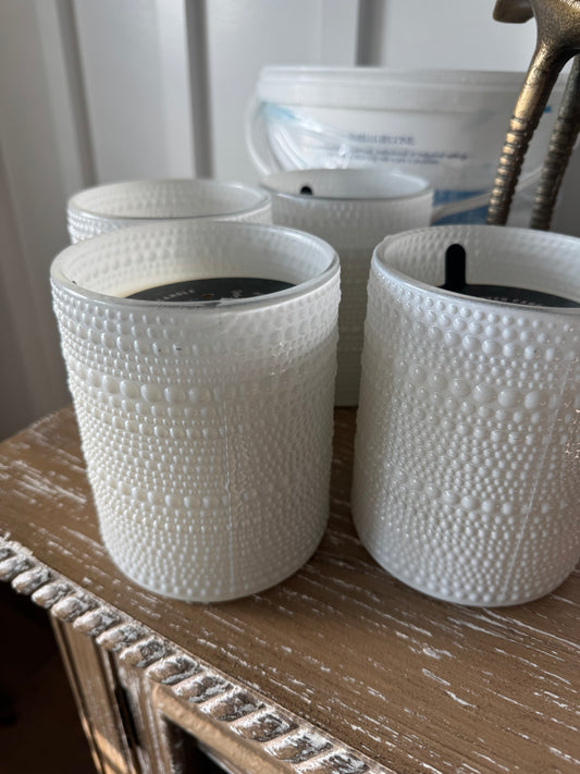 2 Wick Hobnail XMas Candle