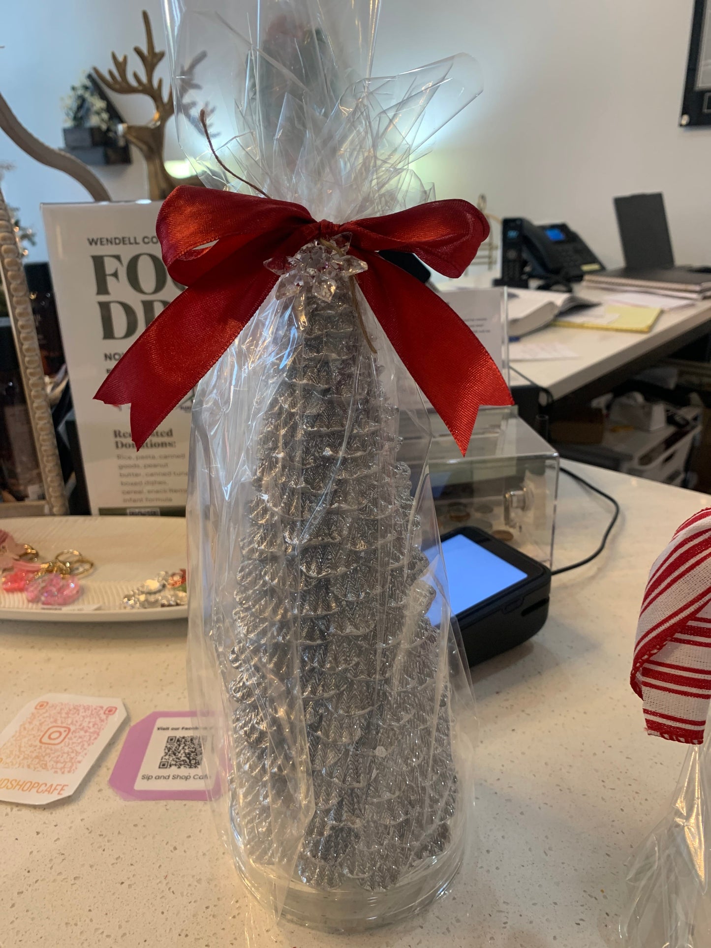 Silver Tree w/ Glass Stand