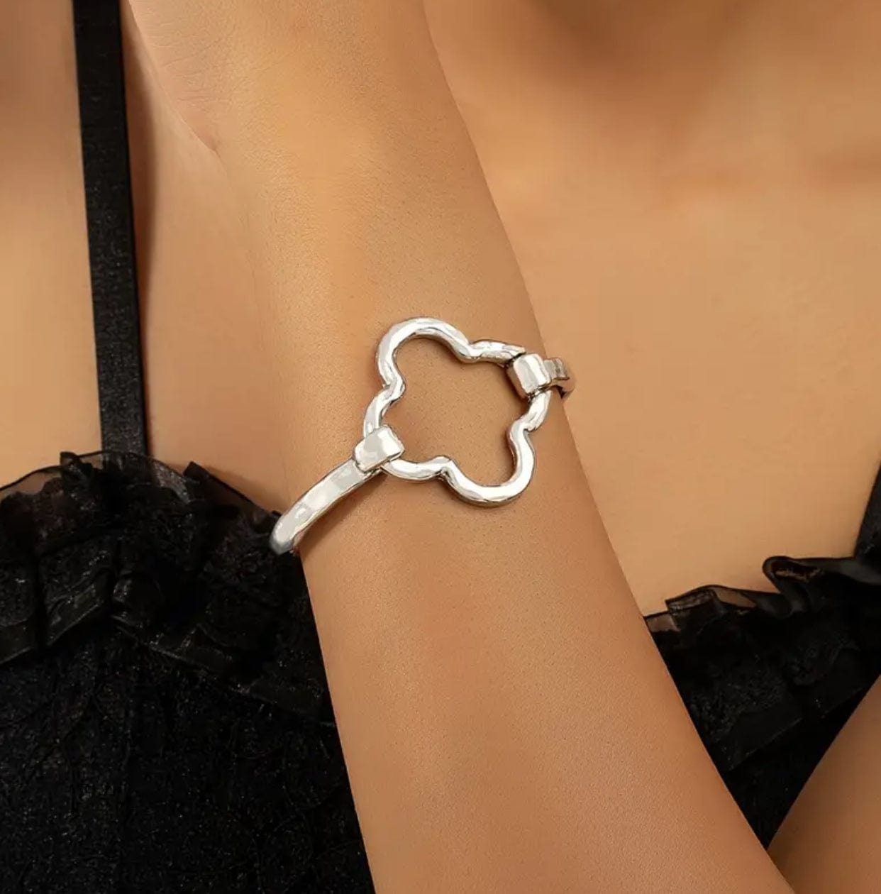Delicate Hollow Flower Design Bracelet