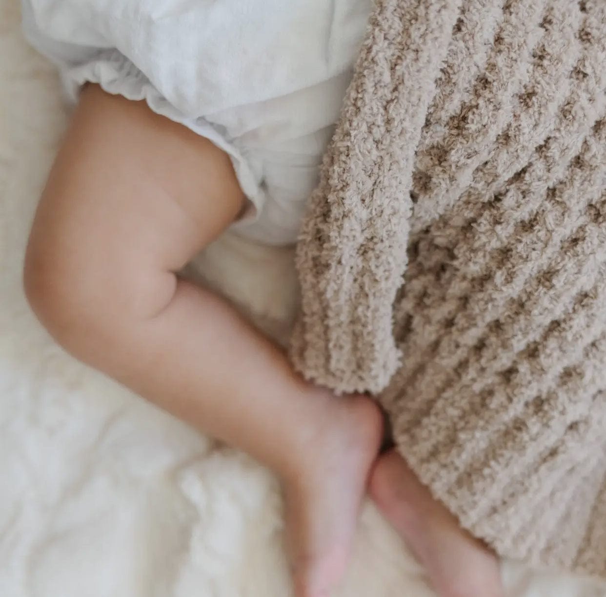 Waffle Knit Mini Blanket
