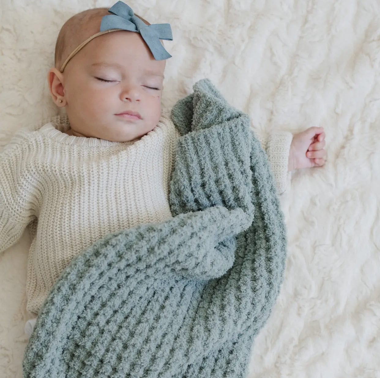 Waffle Knit Mini Blanket