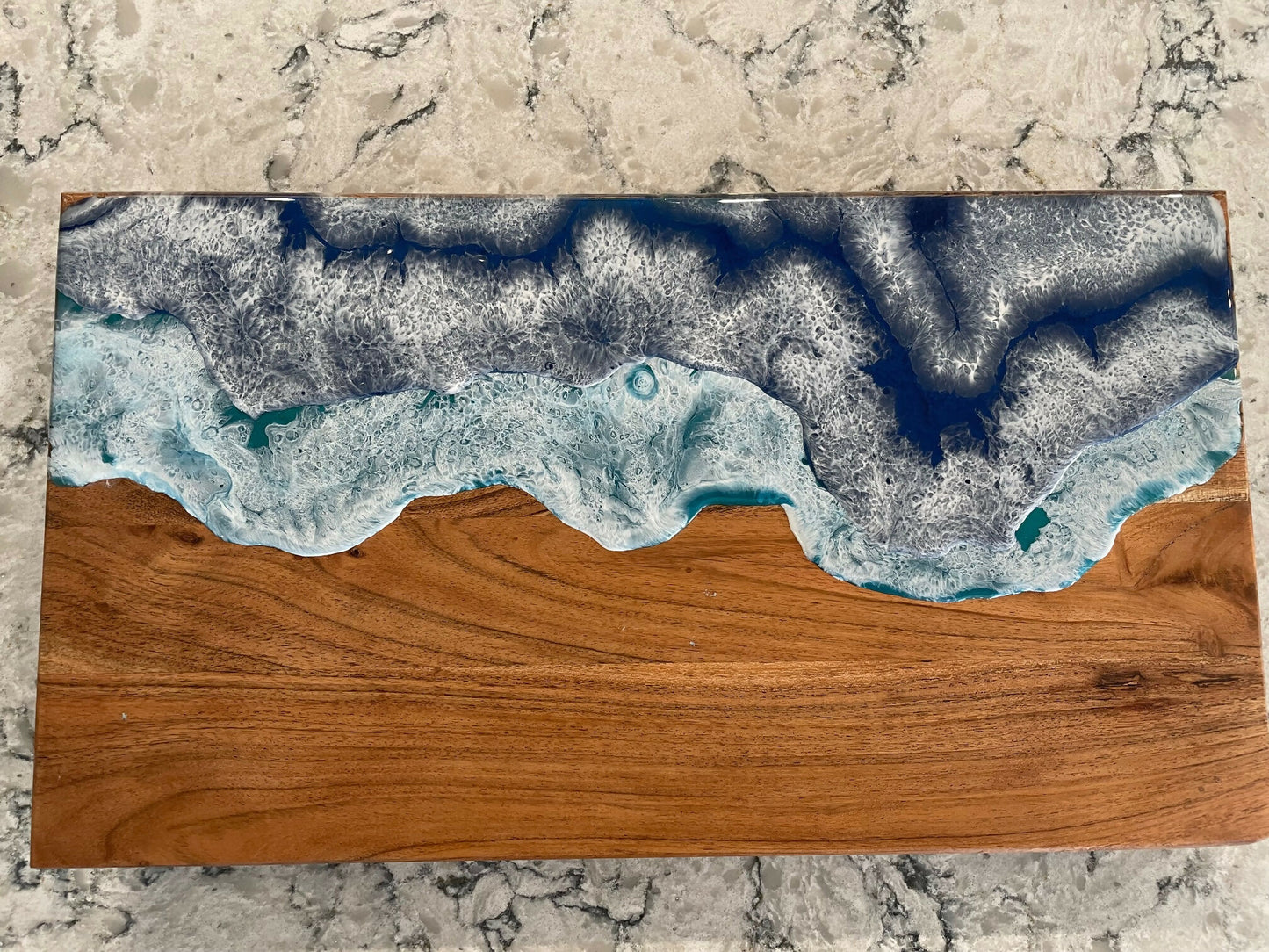 Teak Wave BL/G Tray w/ Ft 18 x 10