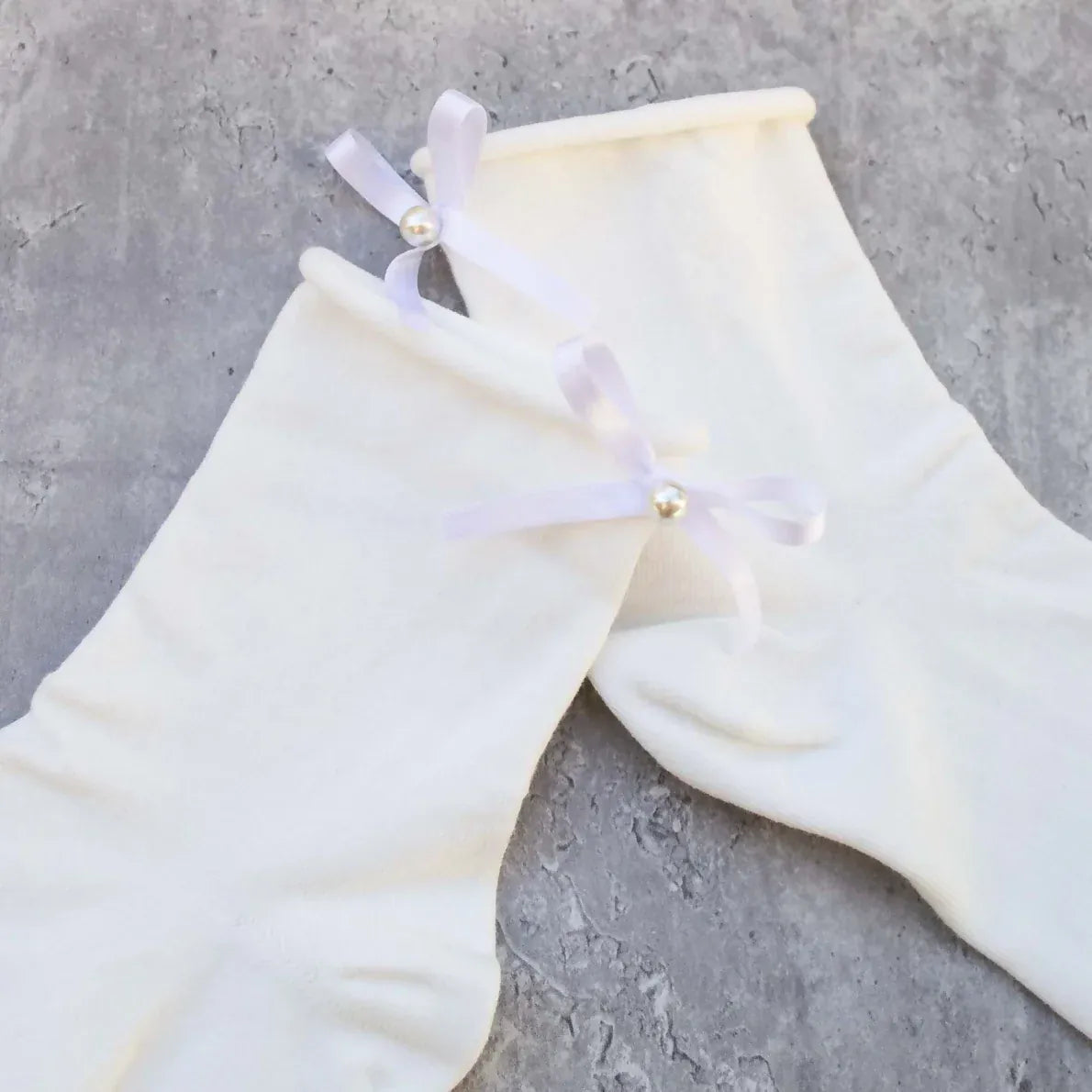 PEARL BOW SOCKS