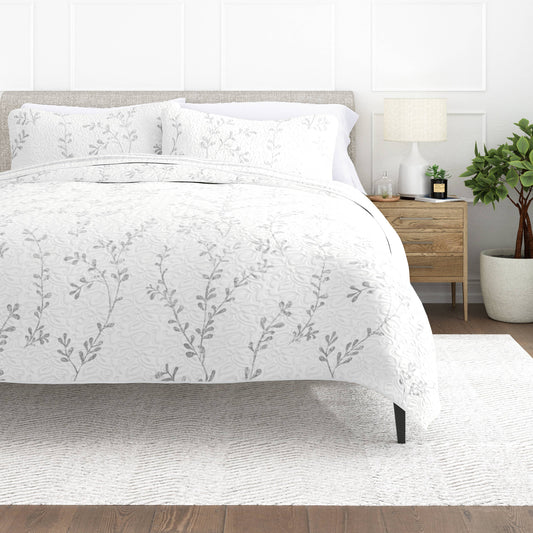 Sprouting Vines/Stripe Reversible Quilted Coverlet Set