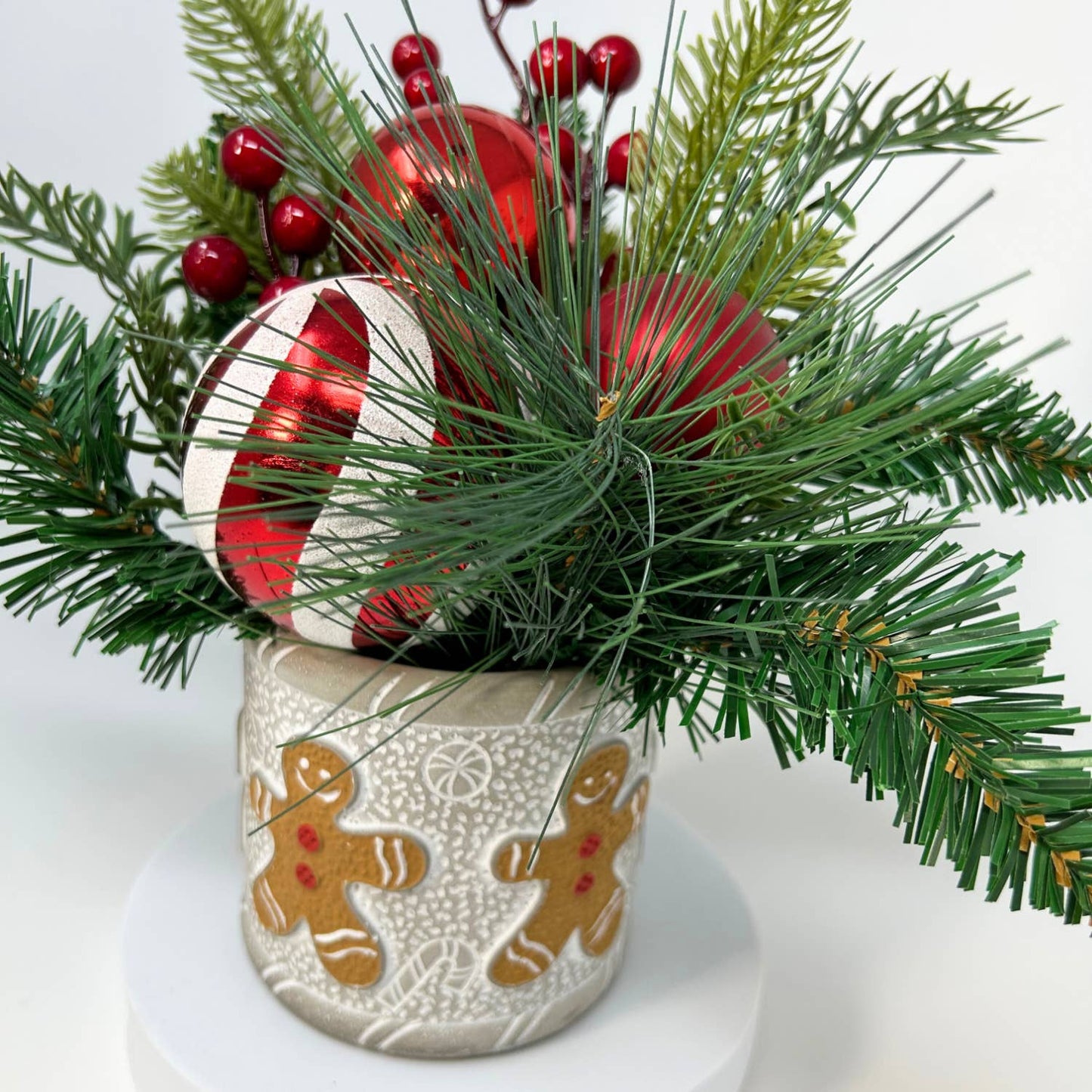 PEPPERMINT PASSION WINTER ARRANGEMENT 10" H X 4" P