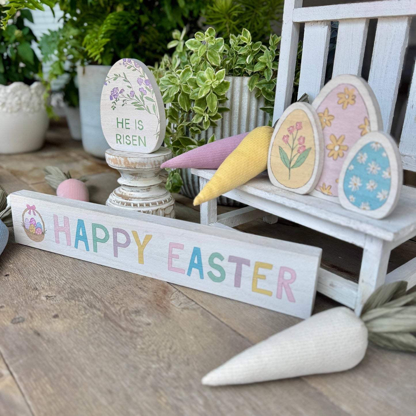 He is Risen Egg