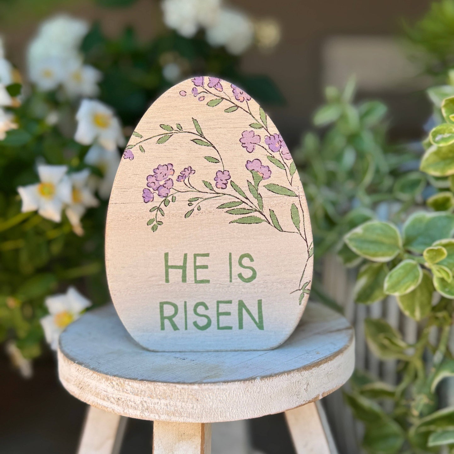 He is Risen Egg