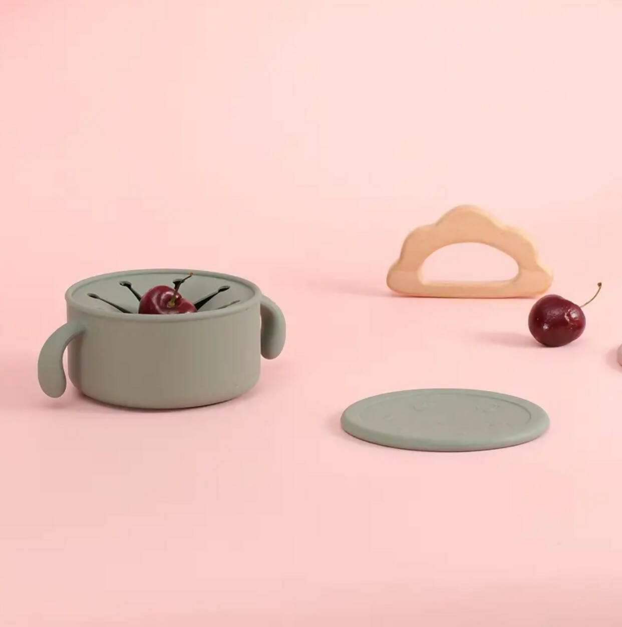 Silicone Baby Snack and Storage Bowl w/ Top